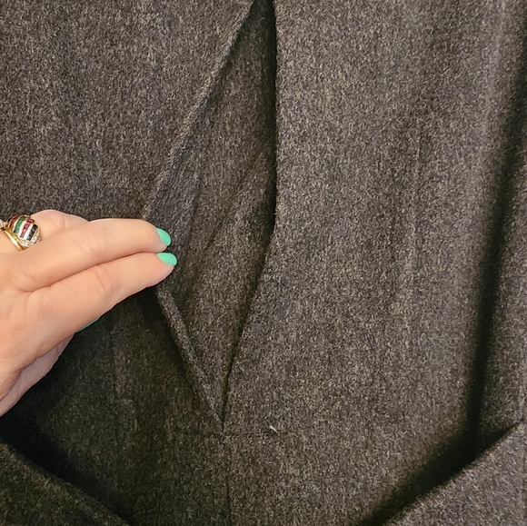 Vintage Mens PIERRE CARDIN 100%wool Top Coat - Picture 9 of 16